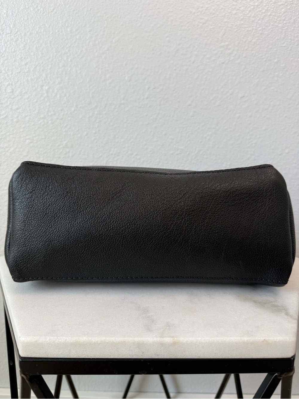 Portland Leather Goods Medium Aspen Shoulder Bag Pebbled Black NWOT - Picture 5 of 7